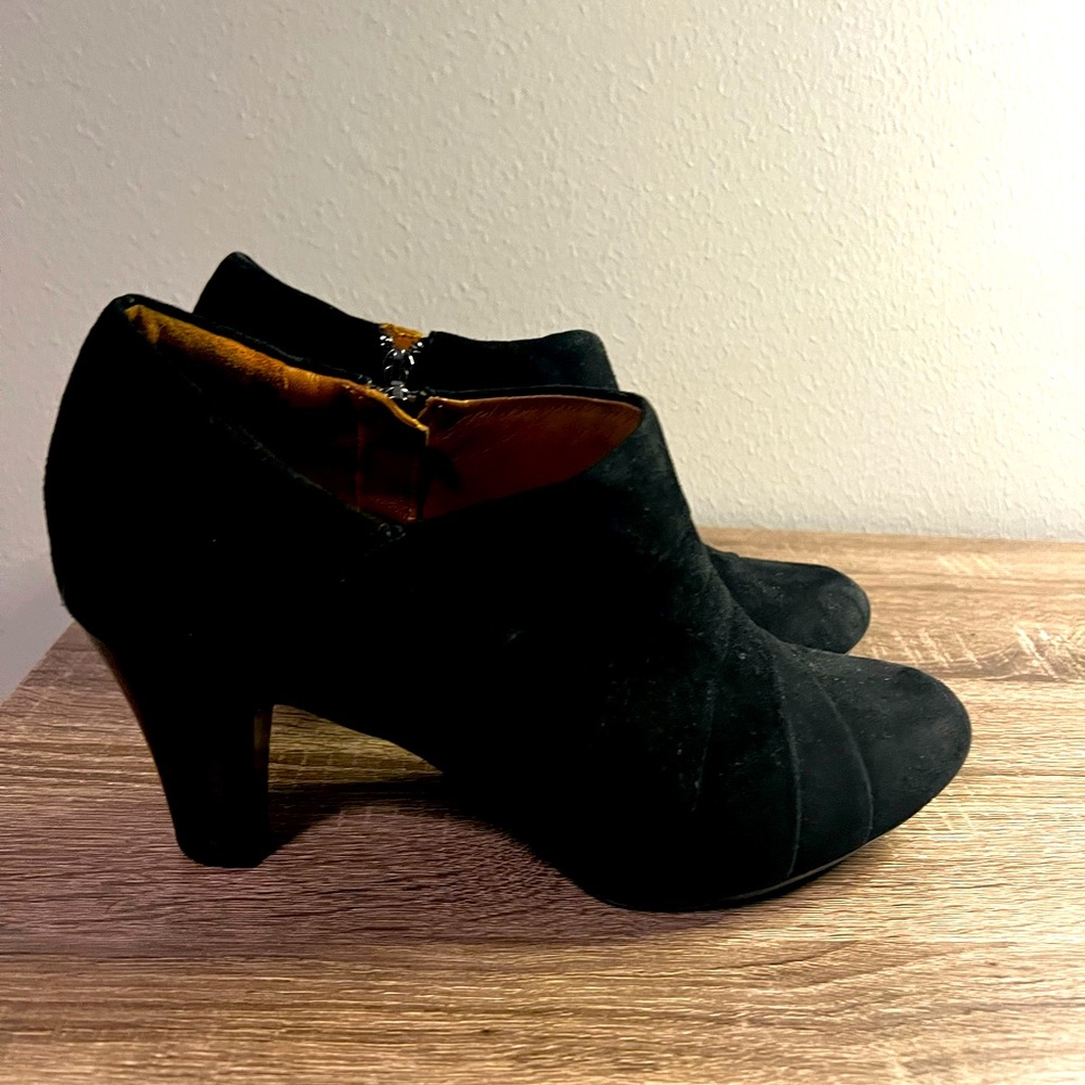 Clark’s Booties Black